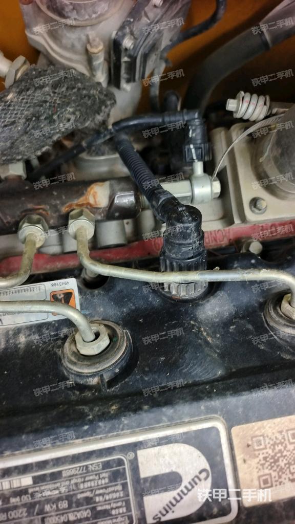 气门室盖螺丝特写（上车部件）