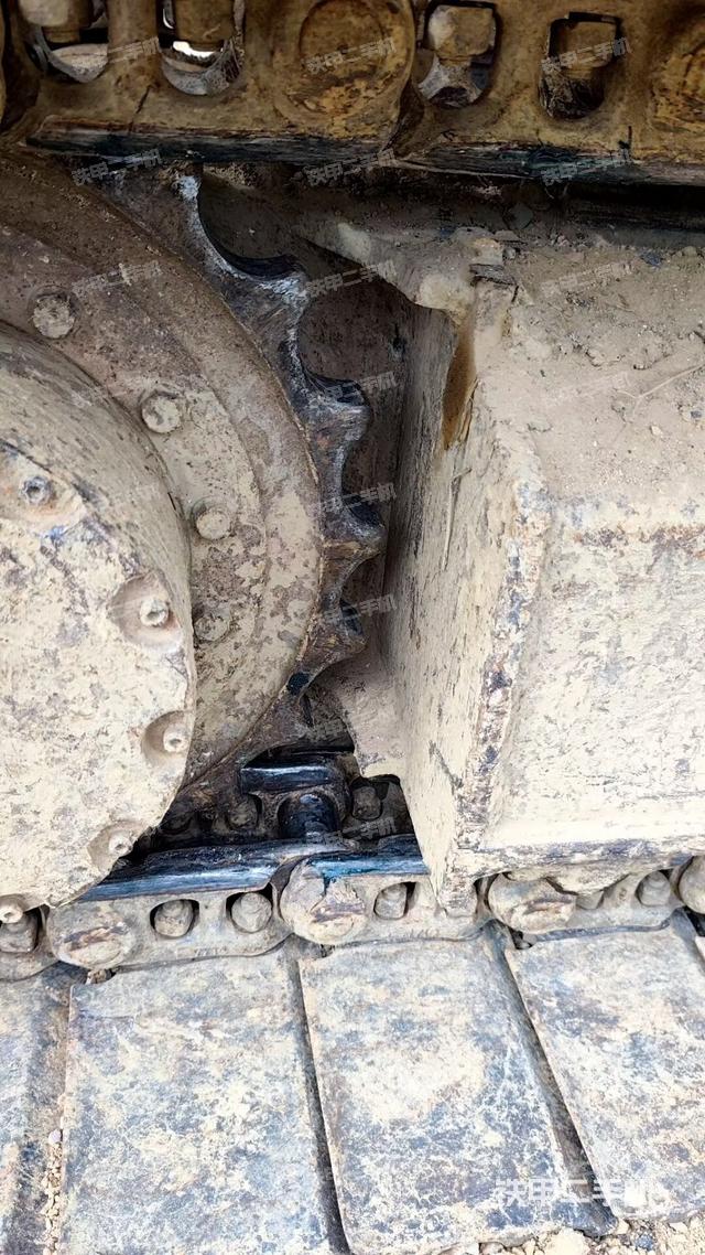 左驱动轮（行走机构）