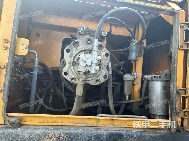 液壓泵室（大件艙室）