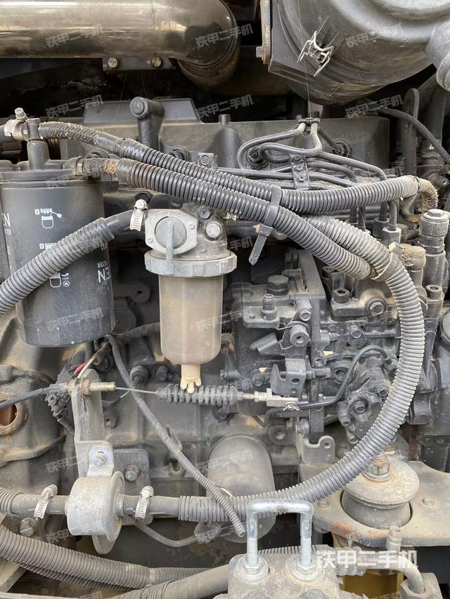 发动机整体俯视（整机外观）