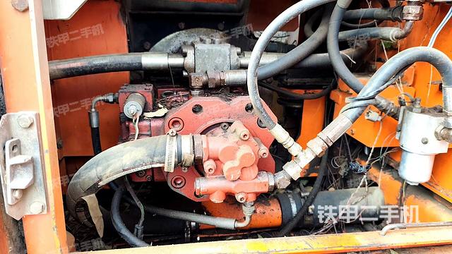 液压泵室（大件舱室）