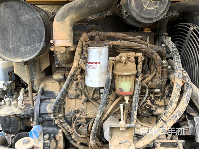 发动机室（上车部件）