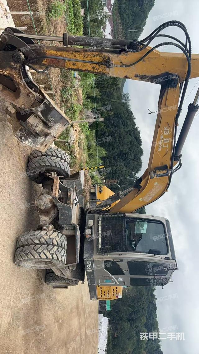 勁工JG75挖掘機