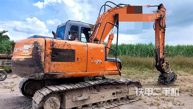 右后45(整機(jī)外觀) 右后45(整機(jī)外觀)