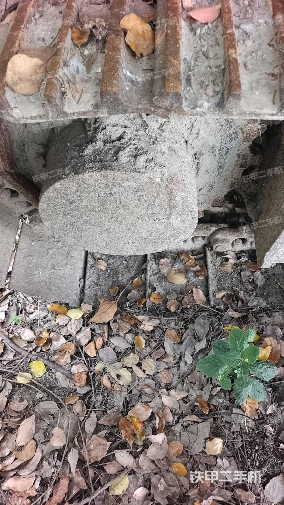 左驱动轮（行走机构）