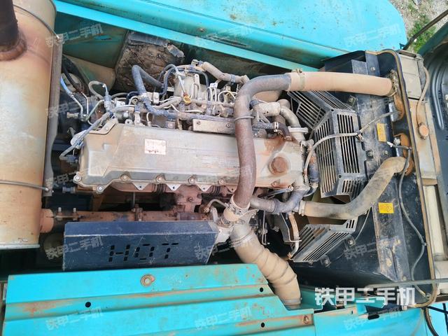 气门室盖螺丝特写（上车部件）