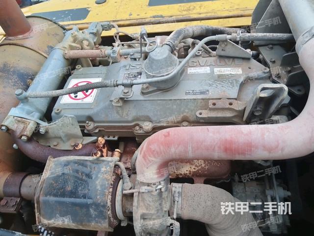 中央回转接头特写（上车部件）