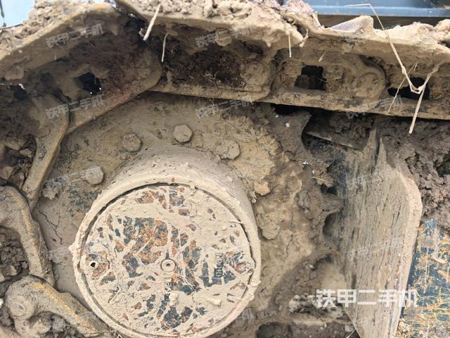 右驱动轮（行走机构）