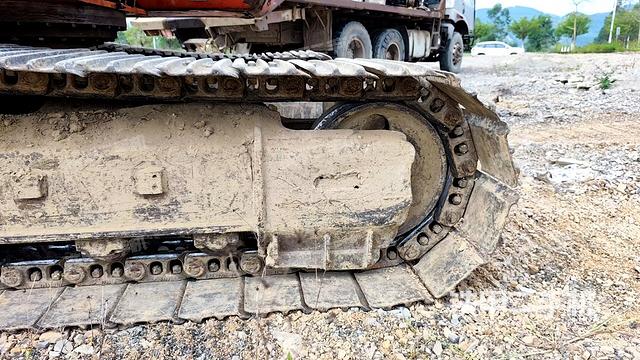 左侧履带整体 （行走机构）