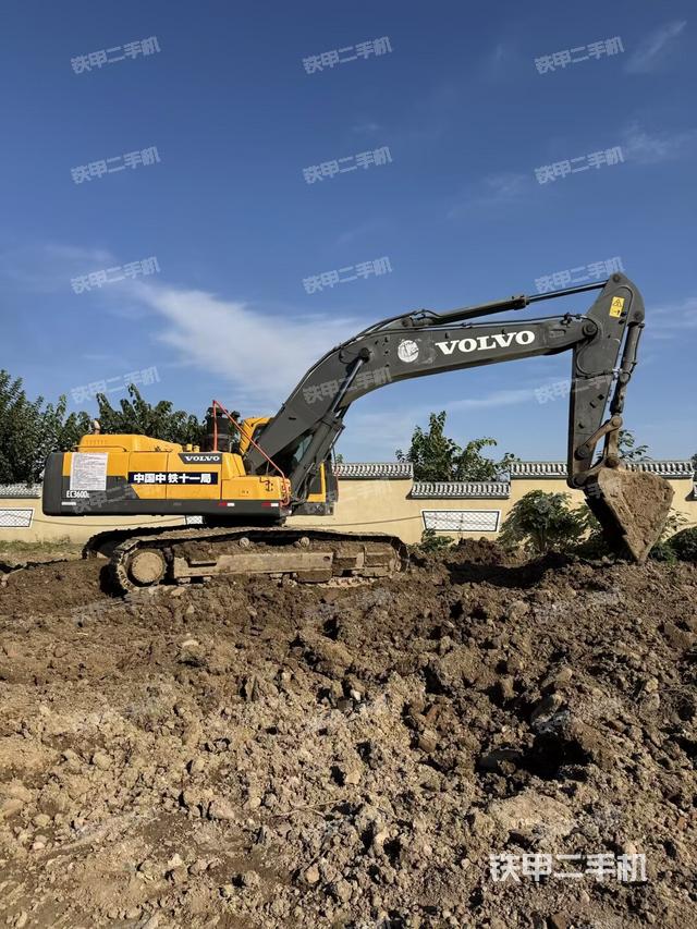 整機右后45°(整機外觀) 整機右后45°(整機外觀)