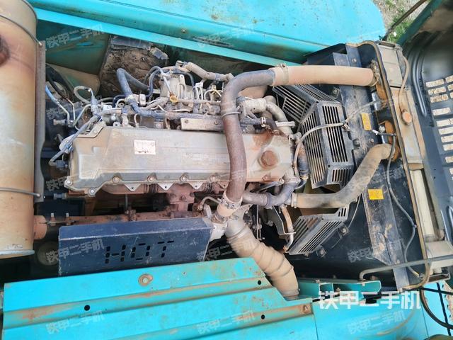 发动机室（上车部件）