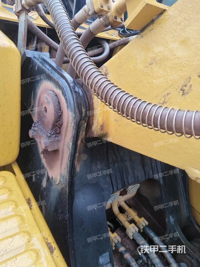 大臂根部 斜视（工作和回转装置）