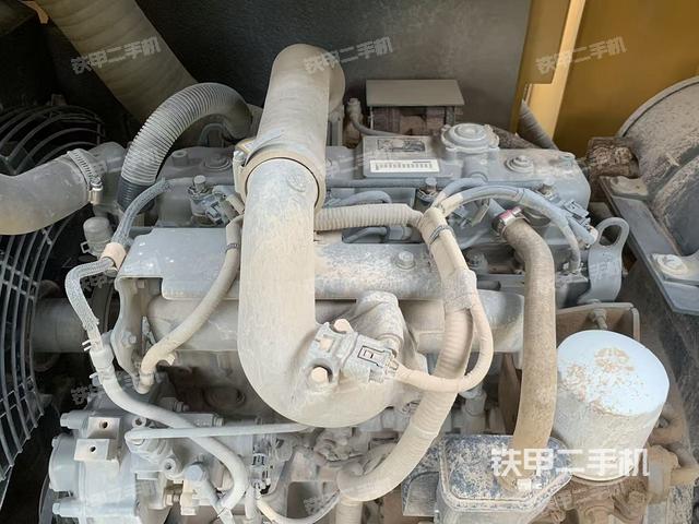 發(fā)動(dòng)機(jī)整體俯視(整機(jī)外觀) 發(fā)動(dòng)機(jī)整體俯視(整機(jī)外觀)