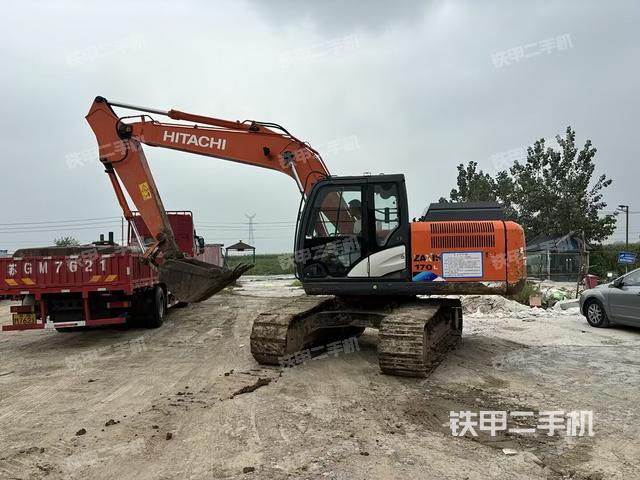 驾驶室整体（整机外观）