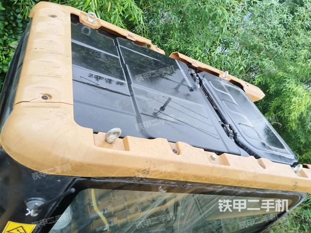 驾驶室顶部俯视（上车部件）