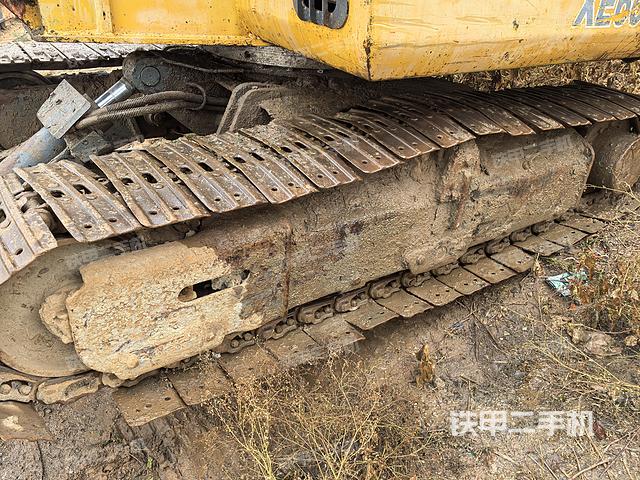 单侧履带整体（整机外观）