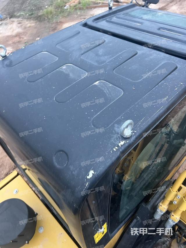 发动机室（上车部件）