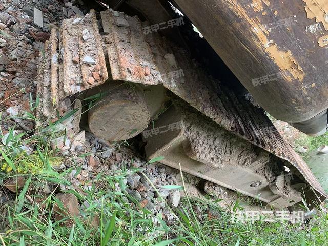 单侧履带整体（整机外观）