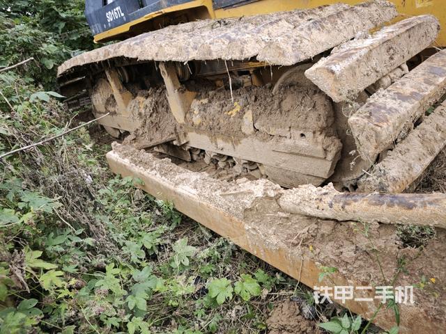 推土铲左后（推土机底盘及工作装置）