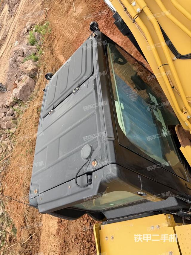 驾驶室顶部俯视（上车部件）