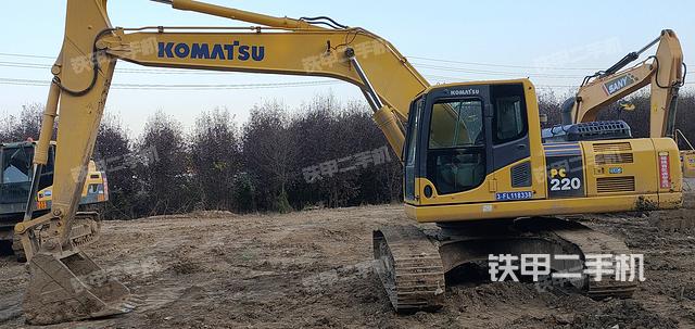 小松PC220-8M0挖掘機(jī)