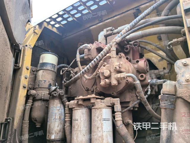 液压泵斜45 右（大件舱室）