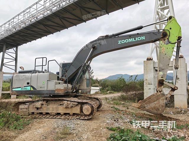 右前45(整機(jī)外觀) 右前45(整機(jī)外觀)