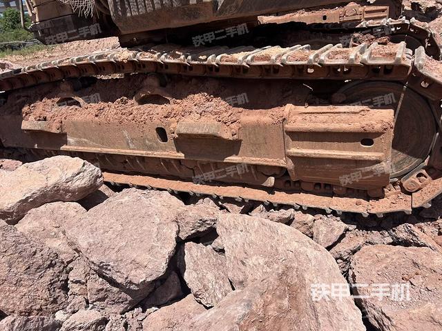 右侧行走马达盖板（行走机构）