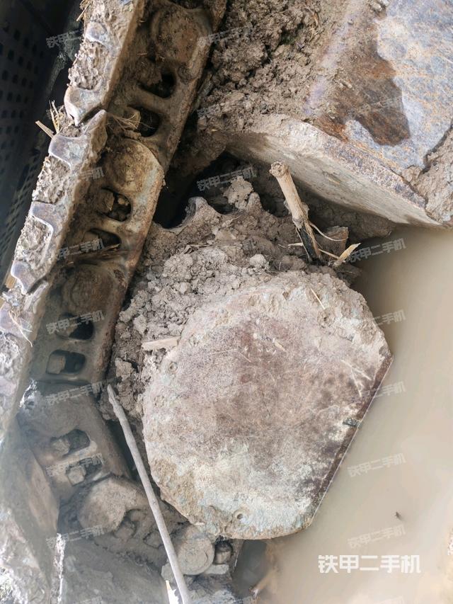 左驱动轮（行走机构）