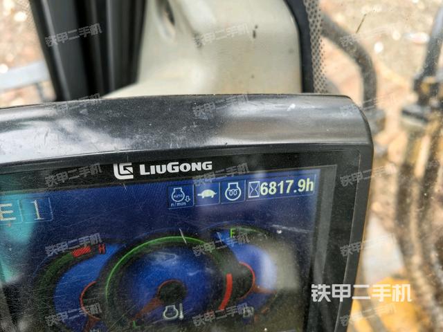 小時表(駕駛室部分) 小時表(駕駛室部分)