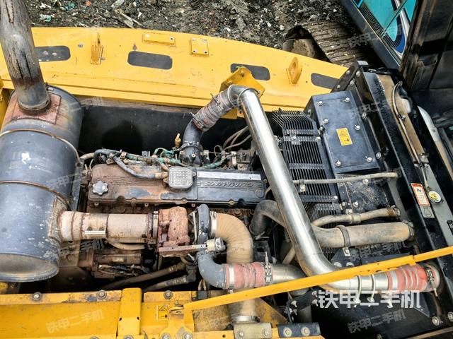 發(fā)動機室(上車部件) 發(fā)動機室(上車部件)