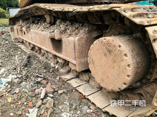 右側(cè)行走馬達蓋板(行走機構(gòu)) 右側(cè)行走馬達蓋板(行走機構(gòu))