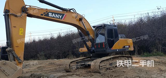 三一重工SY245H挖掘機