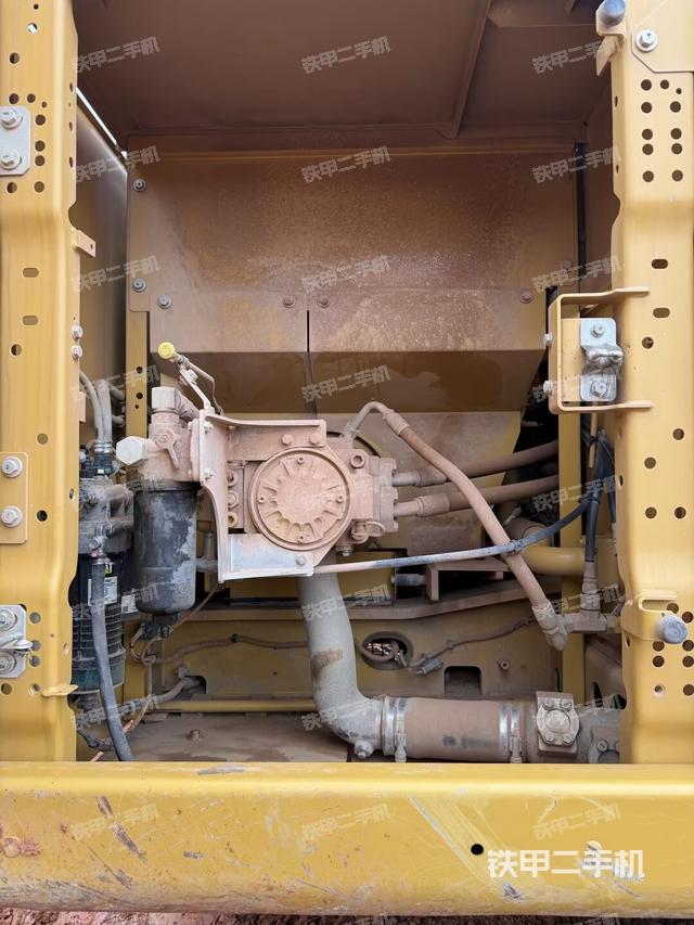 液压泵室（大件舱室）