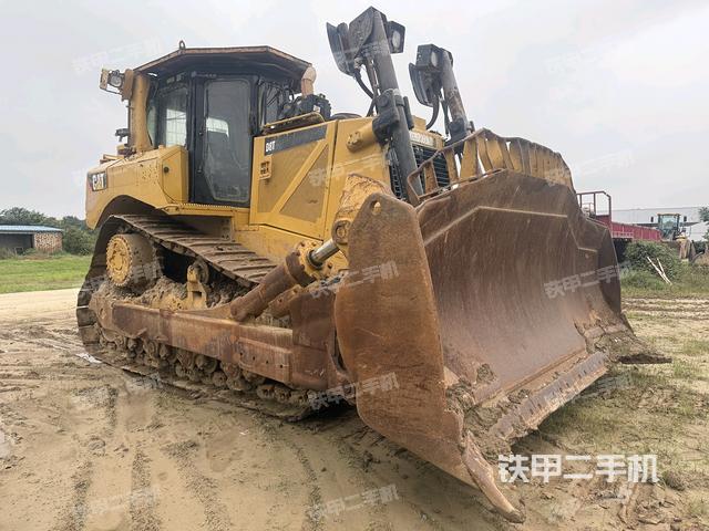 右后45°(推土機(jī)整車(chē)外觀(guān)) 右后45°(推土機(jī)整車(chē)外觀(guān))
