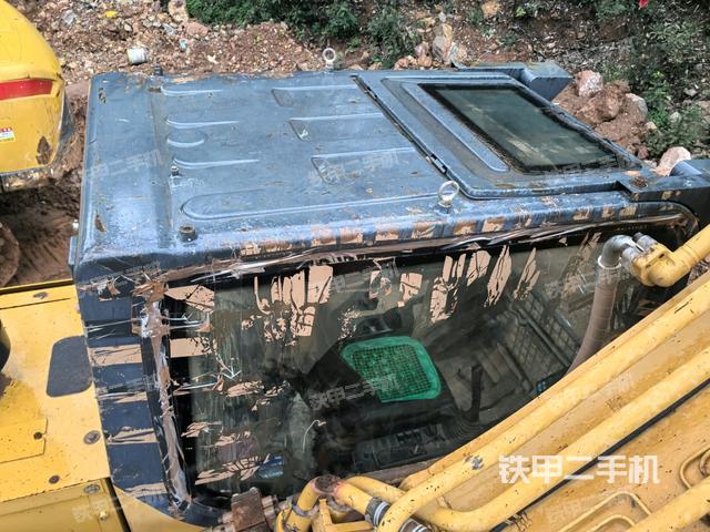 发动机室（上车部件）