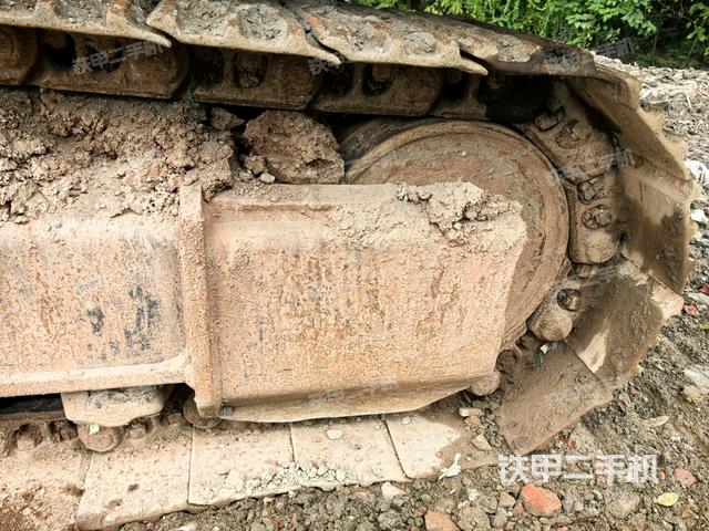 右驅(qū)動輪(行走機構(gòu)) 右驅(qū)動輪(行走機構(gòu))