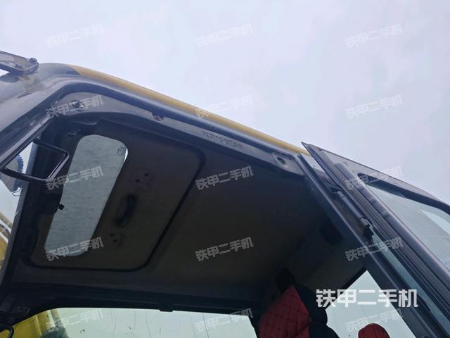 顶棚整体（驾驶室部分）