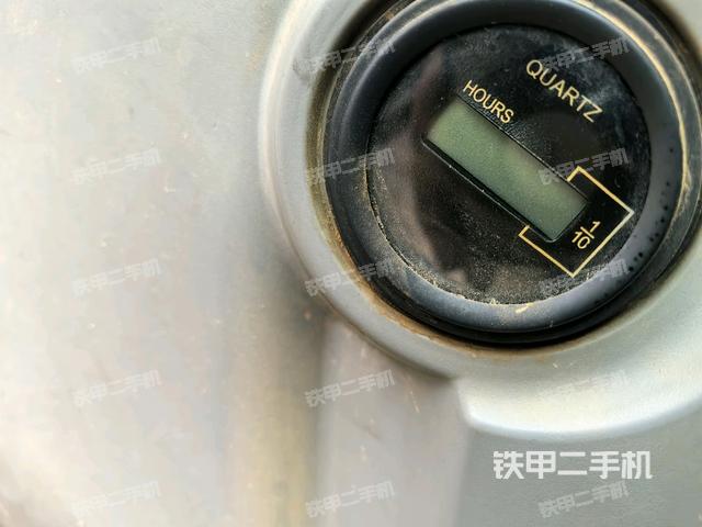 小時表(駕駛室部分) 小時表(駕駛室部分)
