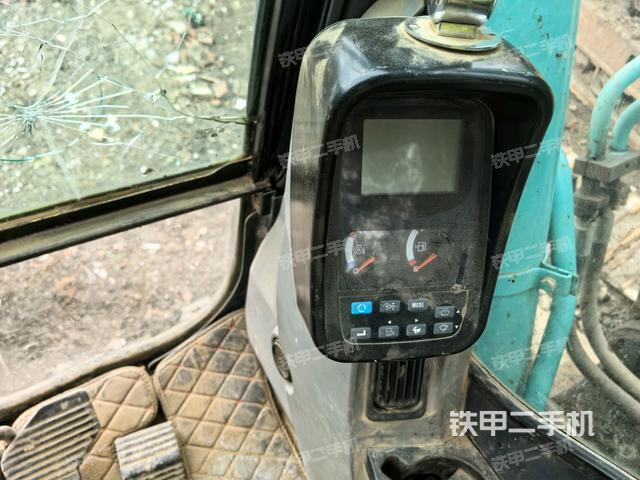 顯示屏?(駕駛室部分) 顯示屏?(駕駛室部分)