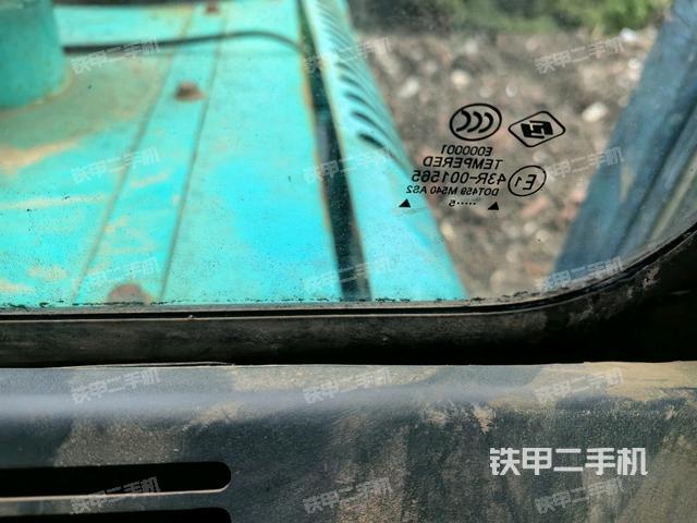 后窗玻璃角標(biāo)(駕駛室部分) 后窗玻璃角標(biāo)(駕駛室部分)
