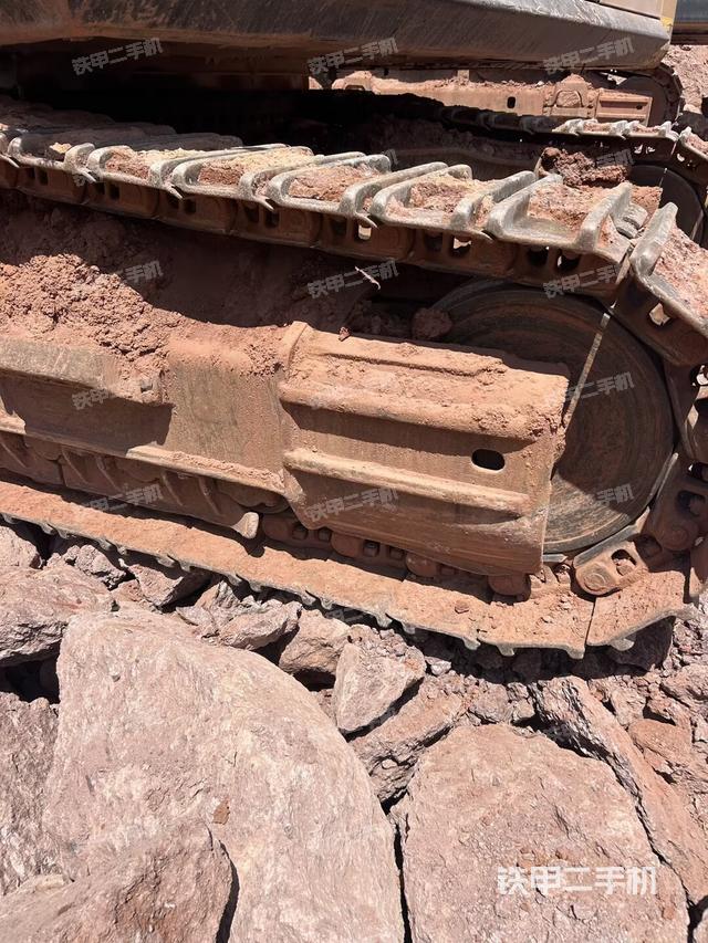 左驱动轮（行走机构）