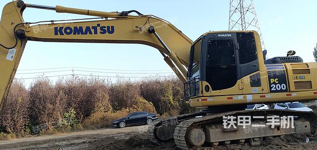 小松PC200-8M0挖掘機(jī)