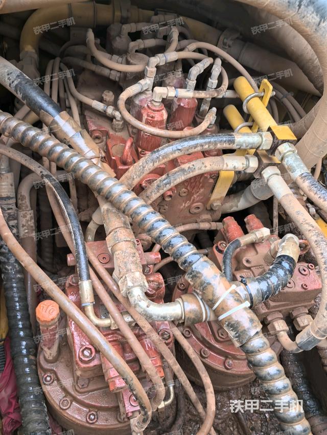 驾驶室顶部俯视（上车部件）