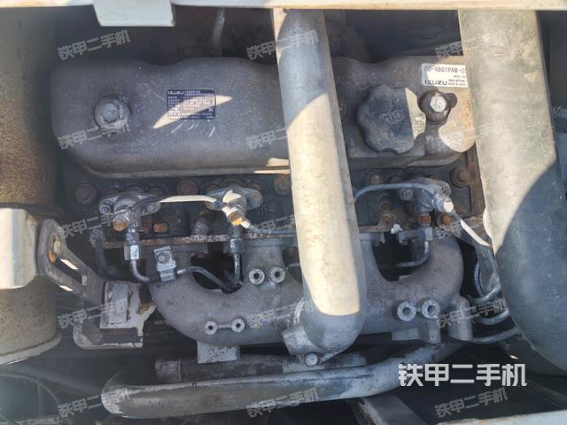 發(fā)動(dòng)機(jī)整體俯視(整機(jī)外觀) 發(fā)動(dòng)機(jī)整體俯視(整機(jī)外觀)