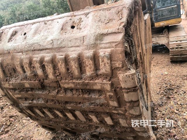 大臂整体 右侧（工作和回转装置）