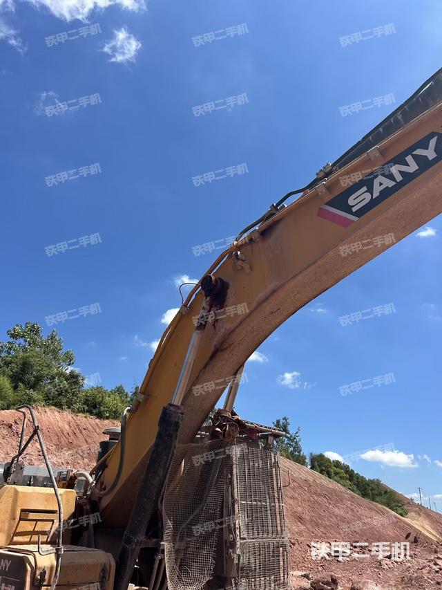 大臂整体 右侧（工作和回转装置）