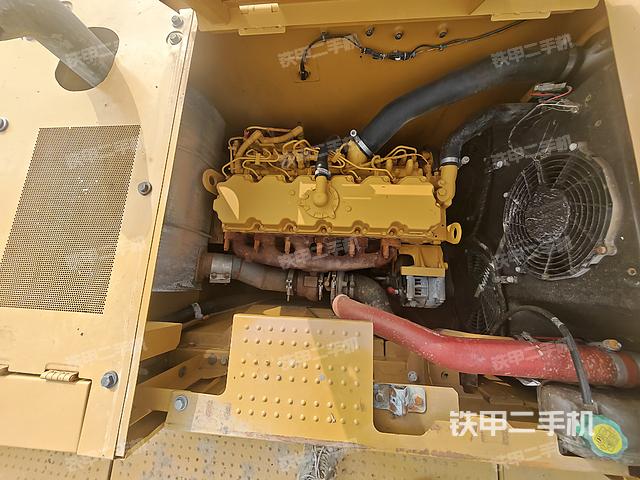 发动机整体俯视（整机外观）