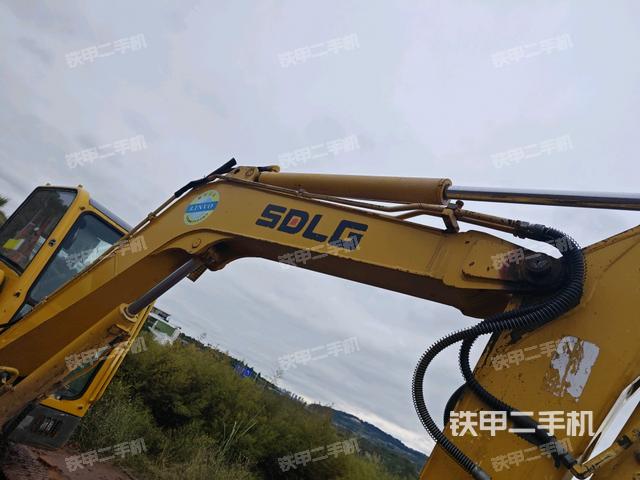 大臂整體?右側(cè)（工作和回轉(zhuǎn)裝置）