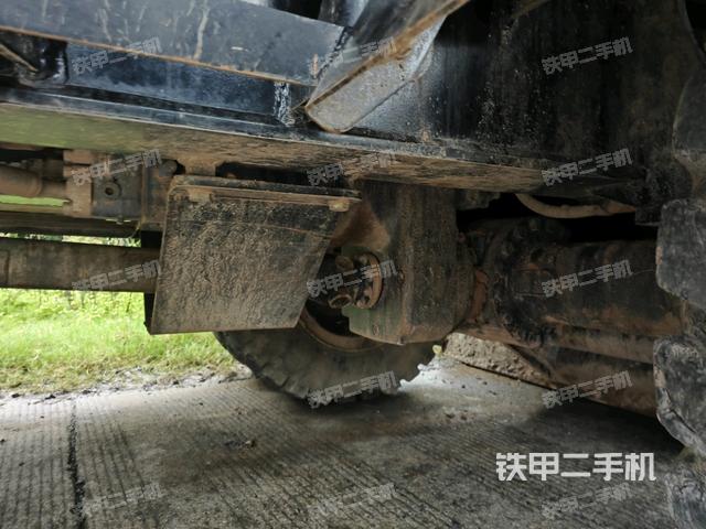 右側行走馬達蓋板（行走機構）